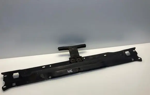 Mercedes-Benz C W204 Top upper radiator support slam panel A2046200272 2046200272