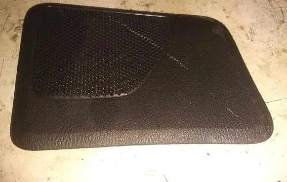 Volvo V70 Dash center speaker trim cover 1882