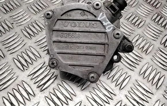 Volvo V70 Vacuum pump 31316688