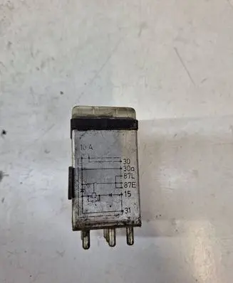 Mercedes-Benz E W124 Other relay 2015403245