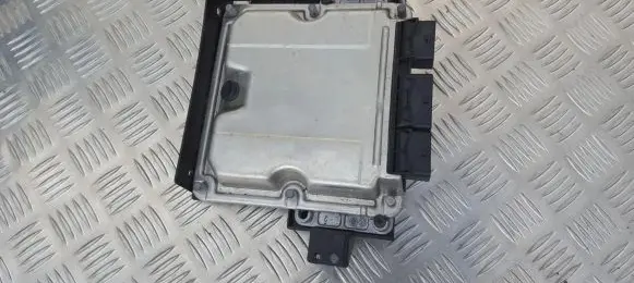 Citroen C5 Engine control unit/module 0281010886 113260152