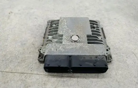 Volkswagen Golf VI Engine control unit/module ECU 03F906070ER