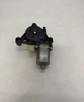 Audi A4 S4 B9 Front door window regulator motor 8W0959802