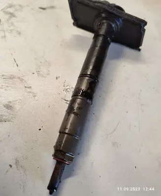 Audi Q7 4L Fuel injector