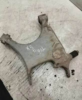 BMW X5 E53 Rear upper control arm/wishbone 1095253