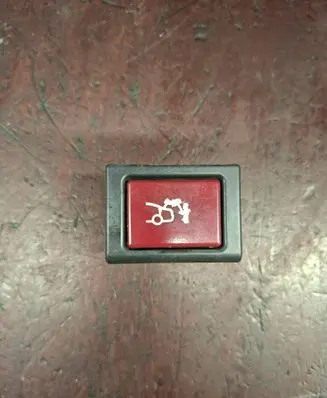 Peugeot 607 Tailgate opening switch 