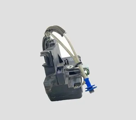 Opel Zafira A Front door lock 24444017