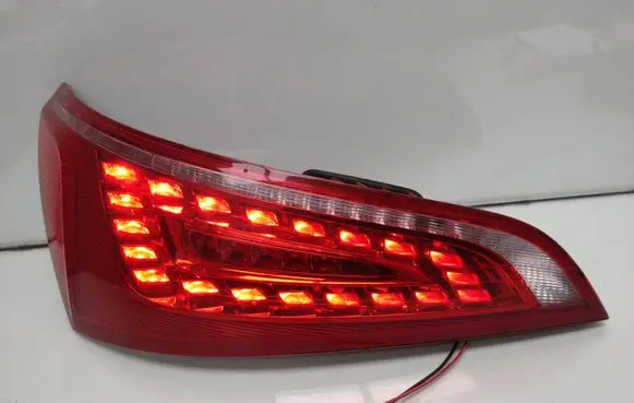 Audi Q5 SQ5 Rear/tail lights 8R0945093A AU416T2 21789003