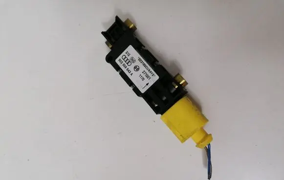 Audi A4 S4 B6 8E 8H Airbag deployment crash/impact sensor 8E0959643A