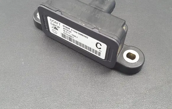 Mitsubishi Outlander ESP acceleration yaw rate sensor 4670A149 06211702283 10170701192