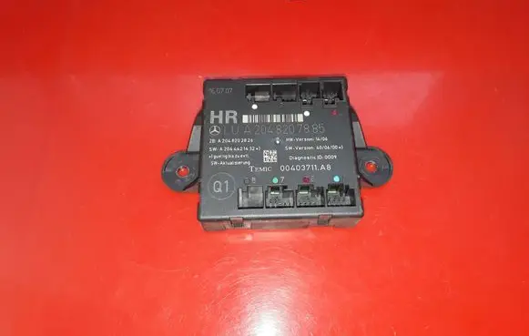 Mercedes-Benz C W204 Door control unit/module A2048207885 A2048202826 A2044421432
