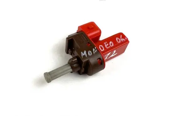 Ford Mondeo Mk III Brake pedal sensor switch 95bb7c534ac