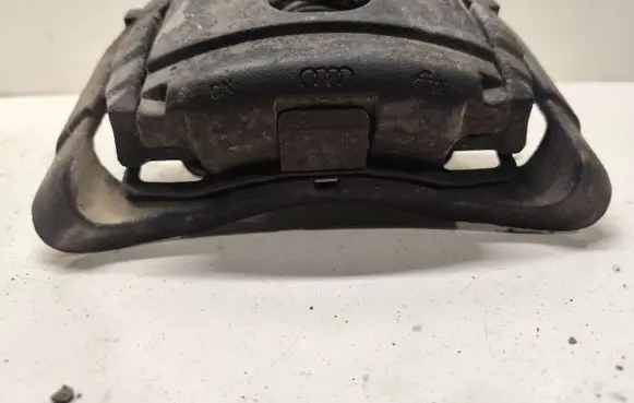 Audi A6 S6 C6 4F Front brake caliper
