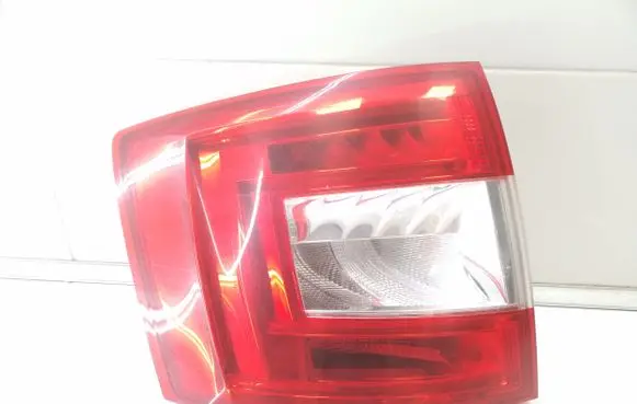Skoda Octavia Mk3 (5E) Rear/tail lights 5E9945095A