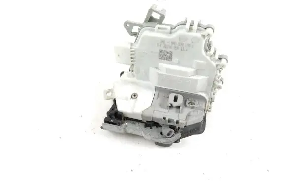 Audi A5 Sportback 8TA Rear door lock 8K0839015F