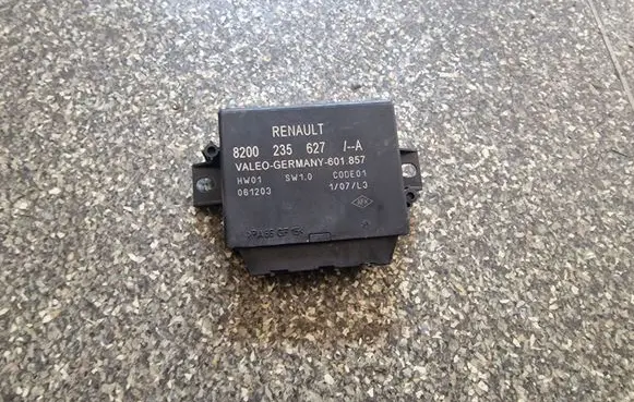 Renault Espace - Grand espace IV Parking PDC control unit/module 8200235627
