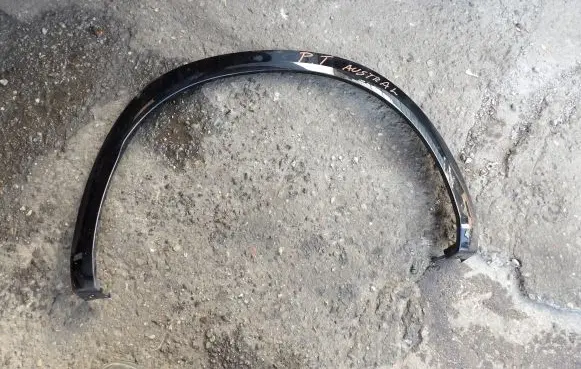 Renault Austral Rear arch trim