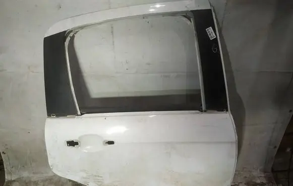 Citroen C3 Rear door baltos