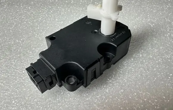 Audi A6 S6 C7 4G Air flap motor/actuator CZ1139301640