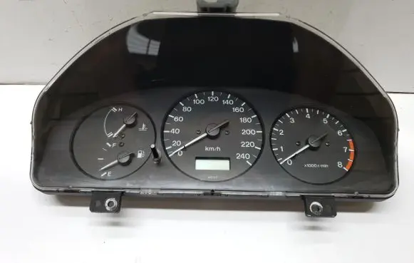 Mazda 323 Speedometer (instrument cluster) 7MBH1CB