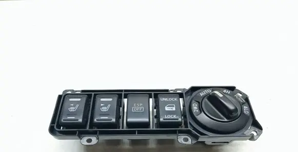 Nissan Pathfinder R51 A set of switches 061B54B3C