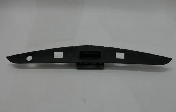 Mercedes-Benz E A207 Trunk door license plate light bar A2077500393