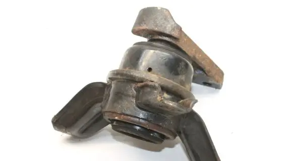 KIA Sportage Engine mount bracket