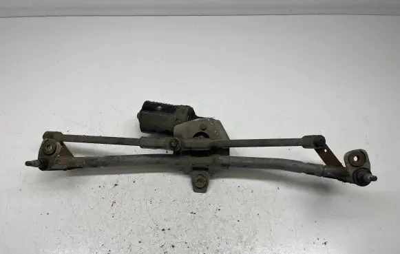 Skoda Octavia Mk1 (1U) Front wiper linkage and motor 1J0955623A