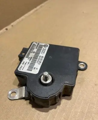 Audi A6 S6 C6 4F Power management control unit 4F0915181A 0199000013 4F0910181E