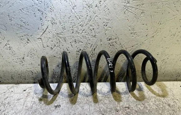 Toyota Auris 150 Rear coil spring