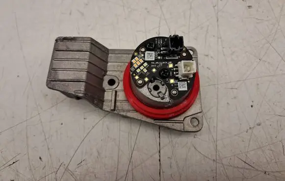 Hyundai i30 LED ballast control module G492151130 0000210306