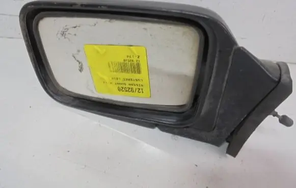 Nissan Sunny Manual wing mirror 