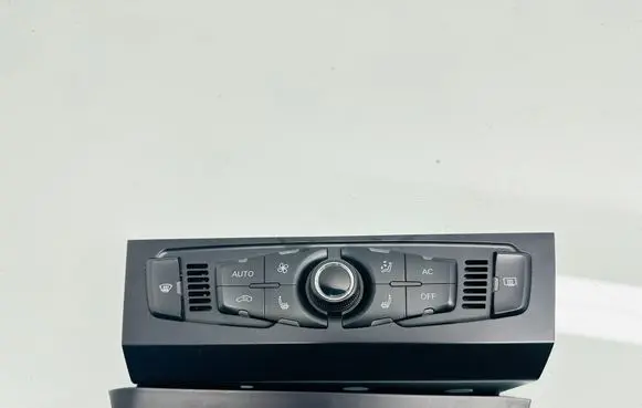 Audi Q5 SQ5 8R Climate control unit 8T1820043AN A2C53346675
