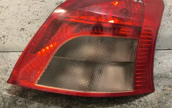 Toyota Yaris Rear/tail lights