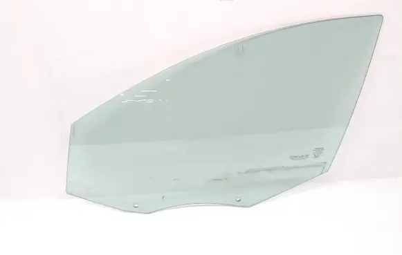 Volvo XC60 Front door window glass four-door