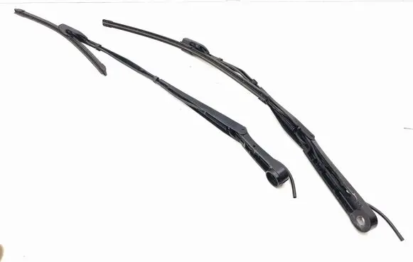 Peugeot 308 Windshield/front glass wiper blade 9830982080 9830876980