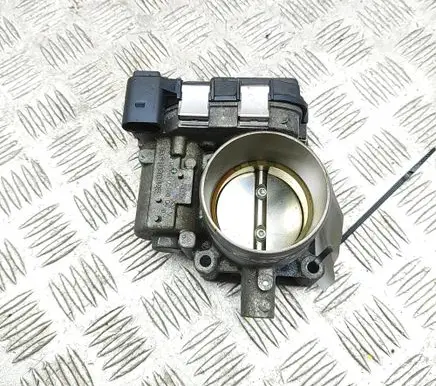 Volkswagen Tiguan Throttle valve 03F133062E