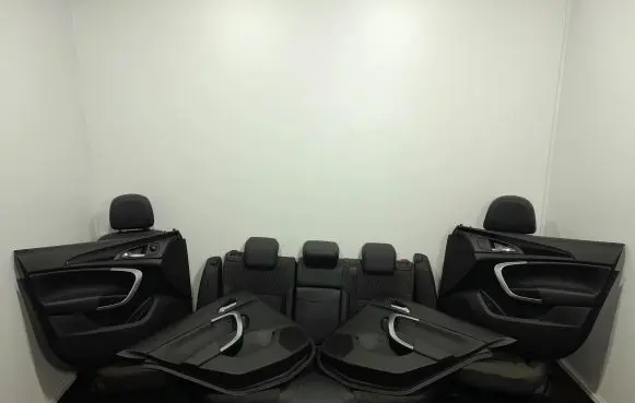 Seat set