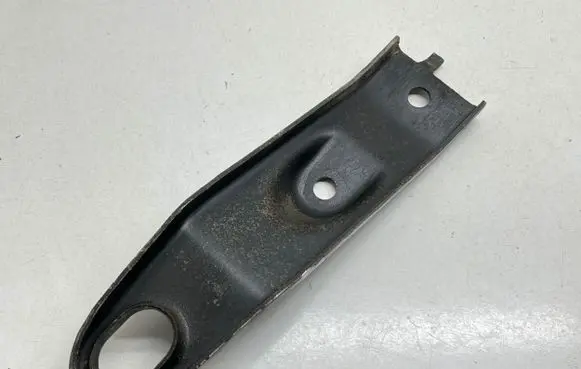 Volkswagen Transporter - Caravelle T6 Towing hook eye E0803611 1346170
