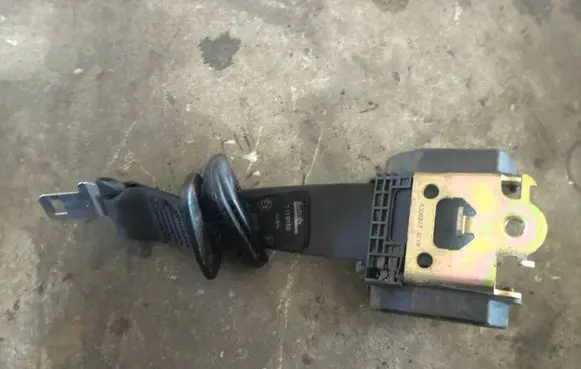 Peugeot 307 Third row seat belt 041053 2510158