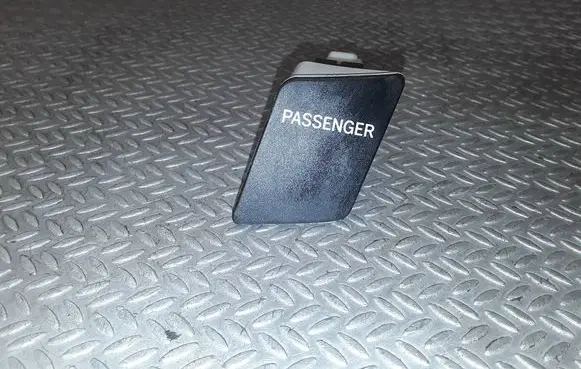 Toyota Yaris Passenger airbag on/off switch 839500D010