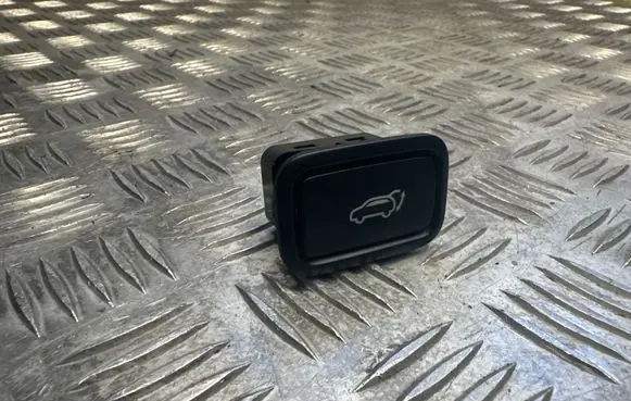 KIA EV6 Tailgate/boot open switch button 299185059