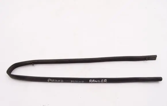 Ford Ranger Wiper trim