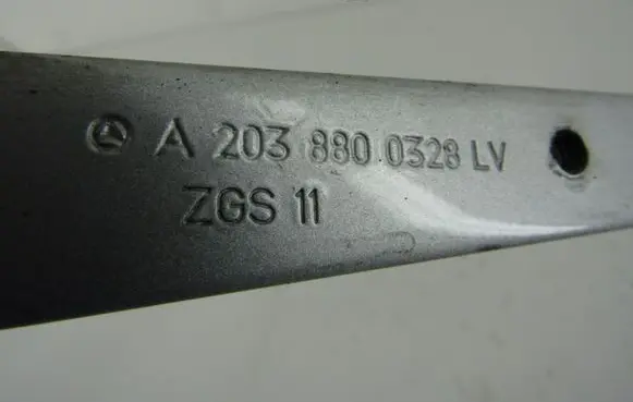 Mercedes-Benz CLC CL203 Engine bonnet/hood hinges A2038800328