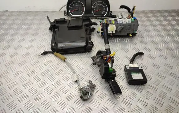 Honda CR-V Engine ECU kit and lock set Hr0399050 37820rfwg63 0281016724