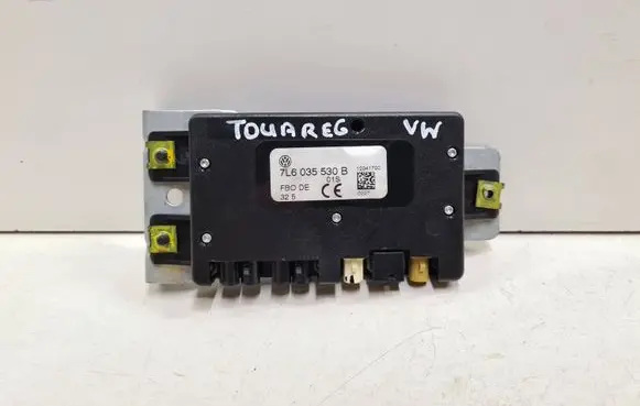 Volkswagen Touareg I Antenna control unit 7L6035530B 12061700