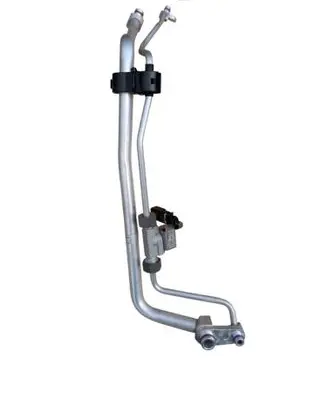 Volkswagen PASSAT B8 Air conditioning (A/C) pipe/hose 5Q1816738M