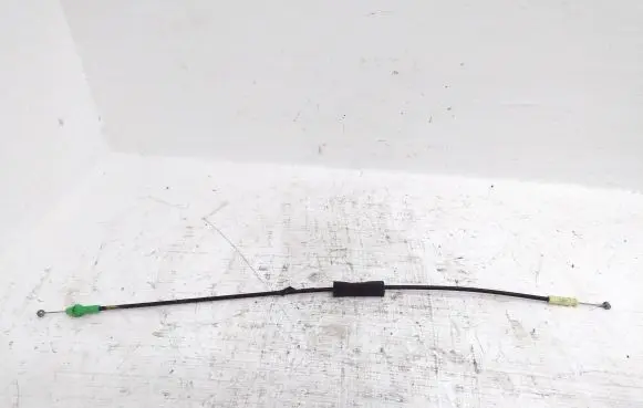 Lexus CT 200H Front door cable line 