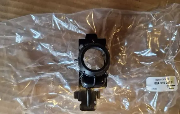 Audi Q5 SQ5 Front parking sensor holder (PDC) 80A919267F