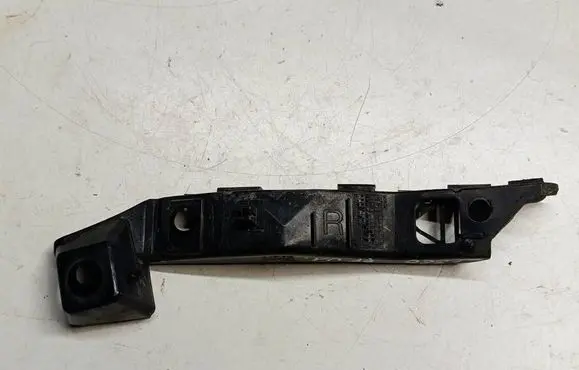 KIA Ceed Front bumper mounting bracket 865141H500U3 865141H500